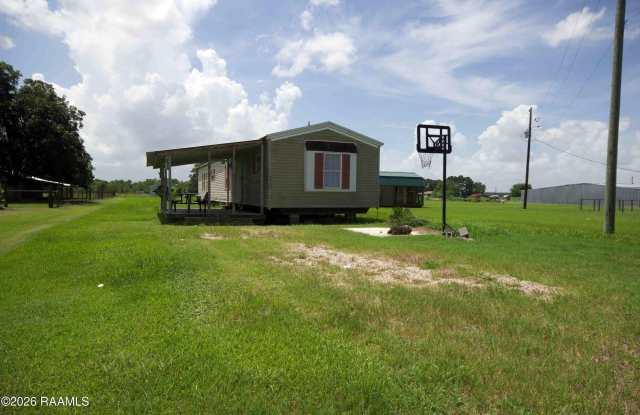 3467 Cleopha Road photos photos
