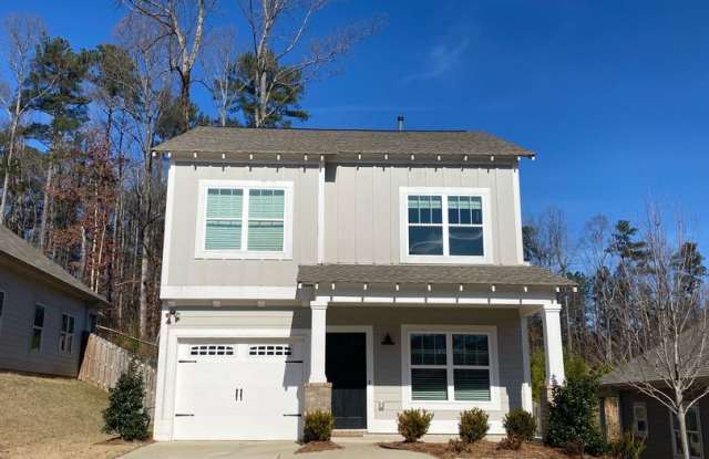 3 Bedroom Home with Spacious Garage and Fenced Backyard! Gallery 1