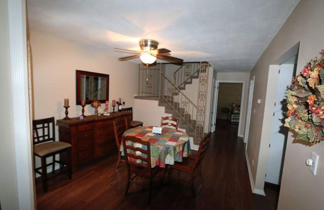 3-bedroom, 3 bathroom furnished home in Saint Joseph Gallery 3