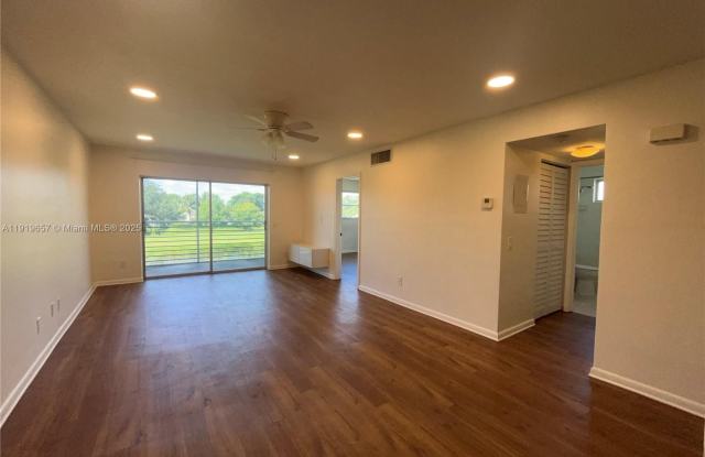 2471 SW 82nd Ave photos photos