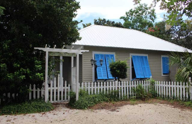 125 S Wells Street - 125 South Wells Street, Panama City Beach, FL 32413