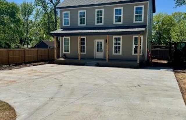 1411  S Washington  AVE Unit #2 photos photos