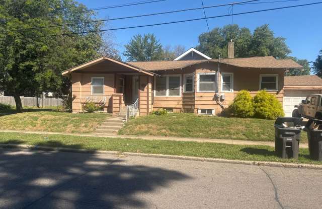 Updated 3 Bedroom Home with Huge Basement! photos photos