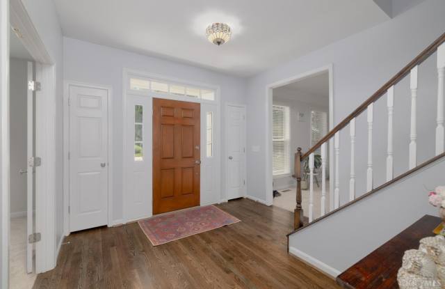 4646 Lakeridge Court Gallery 4