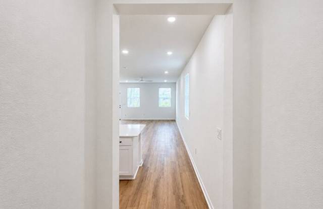 8646 Elmo Lane Gallery 2
