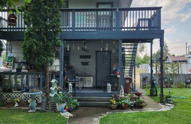 3217 N Lee St photos photos