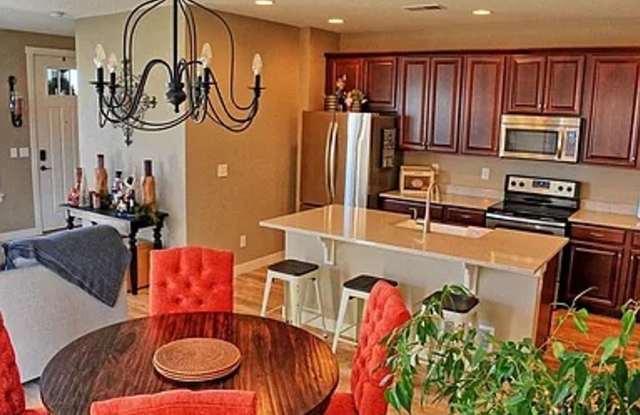 Outstanding Townhome W/ Large 3 Bed- 2.5 Bath and 2-Car Garage! - 16443 Alcott Place, Broomfield, CO 80023