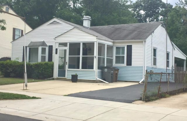 721 CRABB AVENUE - 721 Crabb Avenue, Rockville, MD 20850