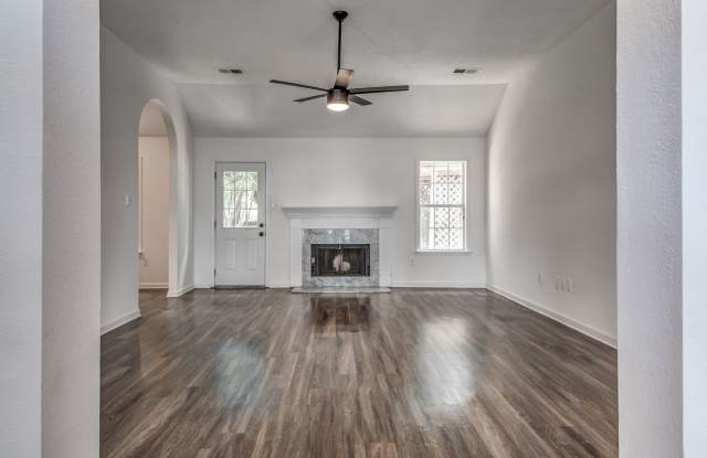 5624 Annandale Gallery 3