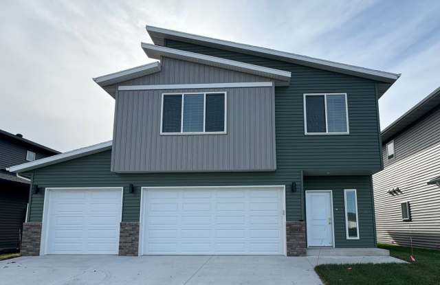 Newly Built in the Wilds neighborhood of West Fargo! photos photos