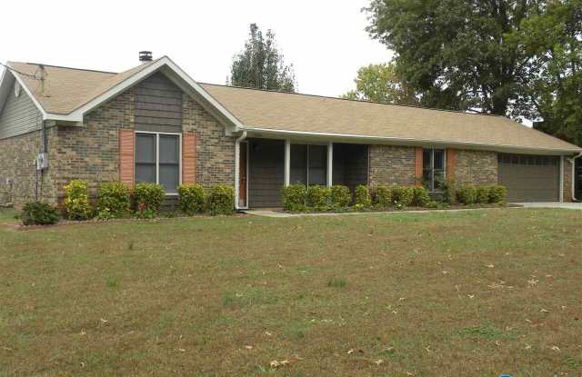 309 Glenwood Drive - 309 Glenwood Drive, Madison, AL 35758