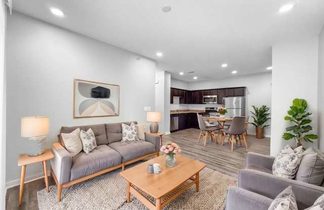Johnston Gardens Apartments Gallery 3
