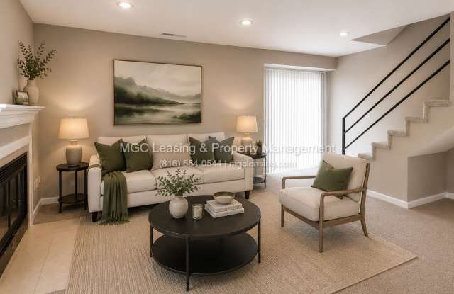 4604 NE Whispering Winds Dr Gallery 1