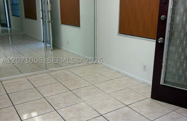 13355 SW 9th Ct Gallery 1