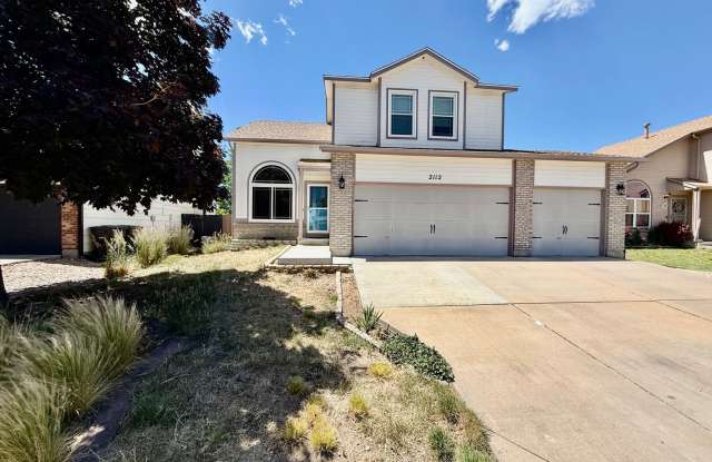 Spacious 3-Bed Home with 3-Car Garage in Fountain, Colorado photos photos Spacious 3-Bed Home with 3-Car Garage in Fountain, Colorado photos photos