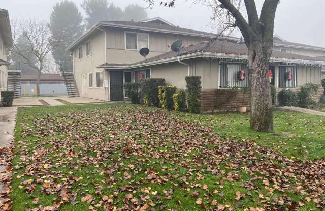 Lovely 2 Bedroom / 1 Bathroom for rent $2,195 photos photos