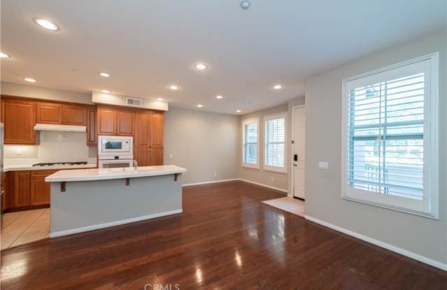 87 Winding Way Gallery 4