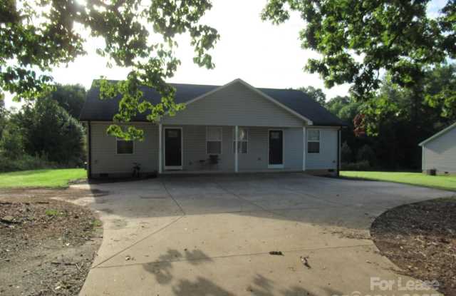 4580 Maiden Hwy - 4580 Maiden Highway, Lincoln County, NC 28092