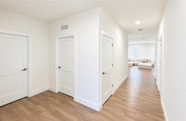 9040 Bamboo Circle Gallery 3