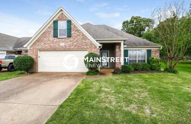 4921 Graham Lake Drive - 4921 Graham Lake Drive, Olive Branch, MS 38654