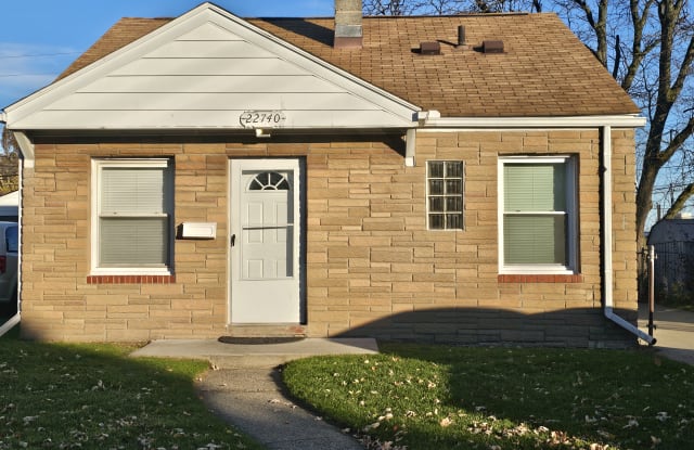 22740 Rosalind Ave - 22740 Rosalind Avenue, Eastpointe, MI 48021