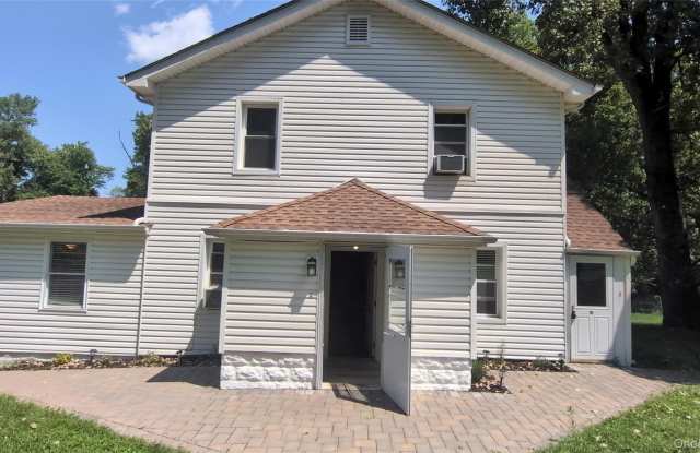 14 Hoover Place Gallery 2