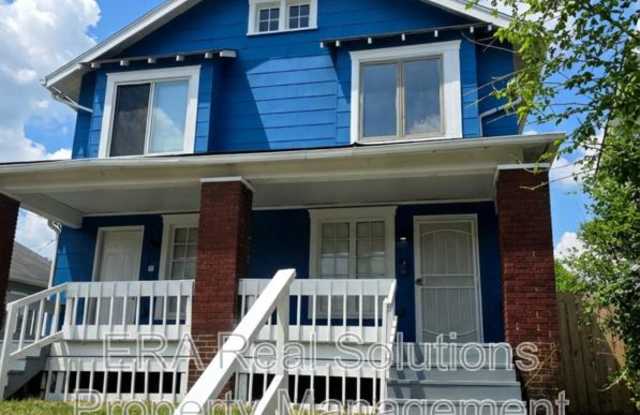 812 Seymour Ave photos photos