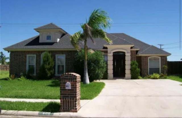 402 Hackberry Avenue - 402 Hackberry Avenue, Mission, TX 78572