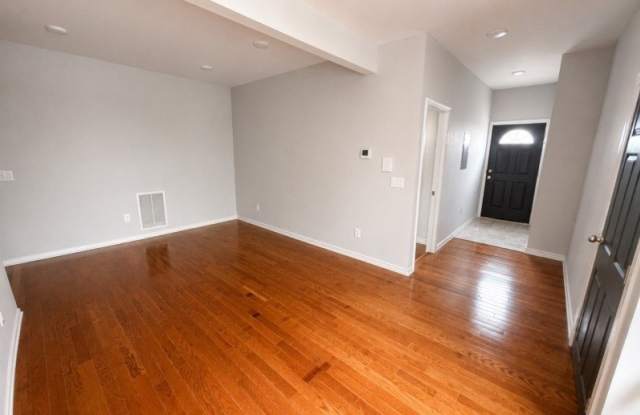 35-37 Lentz Ave Gallery 4