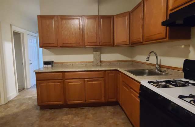29 ROOSEVELT AVE photos photos