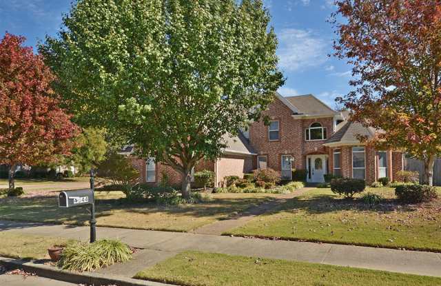 5 bed, 3 bath in Bartlett Gallery 1