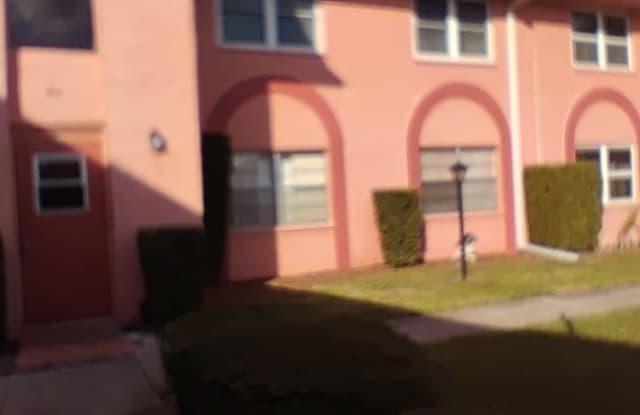 640 62ND AVENUE N - 640 62nd Avenue North, St. Petersburg, FL 33703