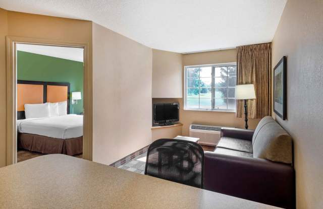Furnished Studio - Malvern photos photos