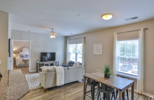 Channel Family Apartment Homes Gallery 3