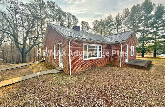 Beautiful brick home with full basement in Prospect photos photos