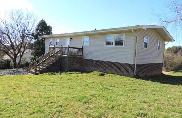 107 Jones Rd. Gallery 2