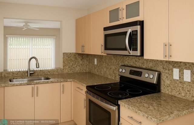 221 Palm Cir photos photos
