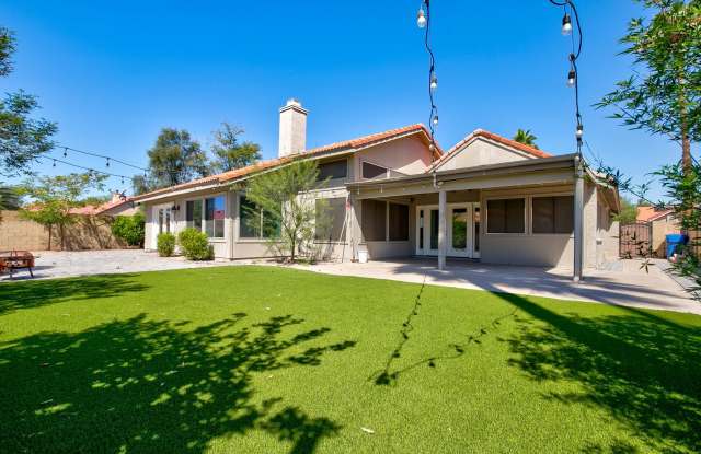 Gorgeous Remodel in Tempe close to ASU!!!  Available May 1st!!!  Great Layout!!!  Great Yard!!!  You will not be disappointed!!! photos photos