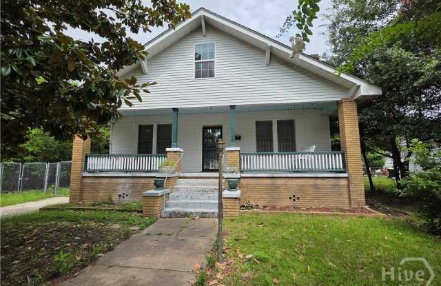 105 Forrest Avenue photos photos