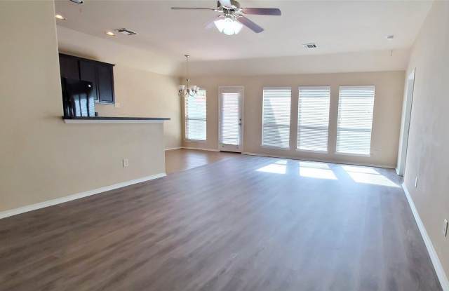 918 Bens Drive Gallery 1