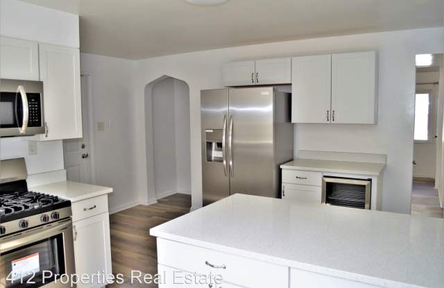 1820 Larkins Way Gallery 2