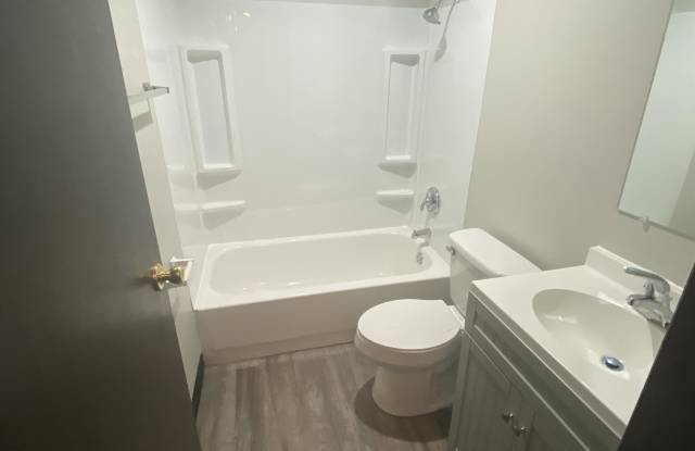 2936 Brookside Drive Gallery 4