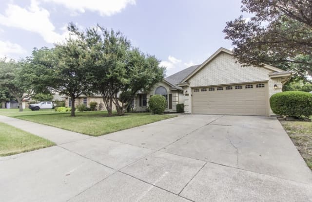 203 Austin Street - 203 Austin Street, Keller, TX 76248