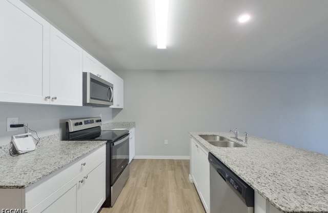 18328 Gibraltar Lane Gallery 3