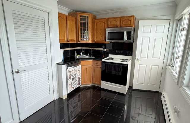87 Parkside Drive N photos photos