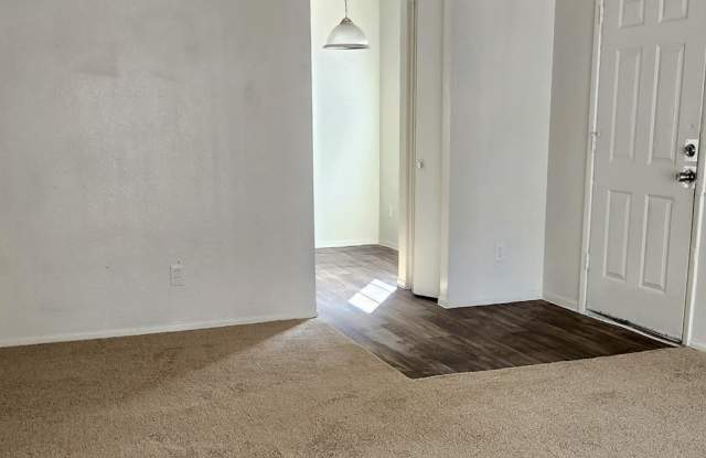 2846 E. Kathleen Road - 201 Gallery 4