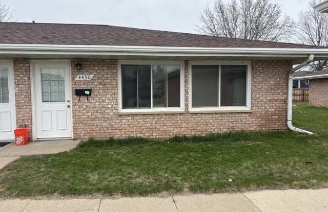 4420-4490 Vasey Avenue - 4450 photos photos