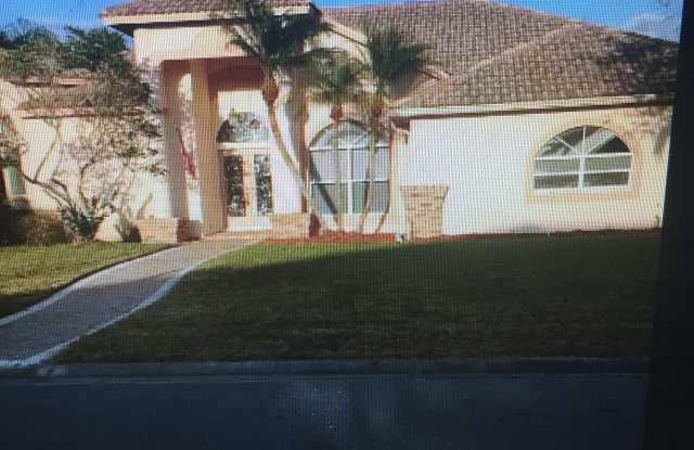 7165 42nd Ct E photos photos