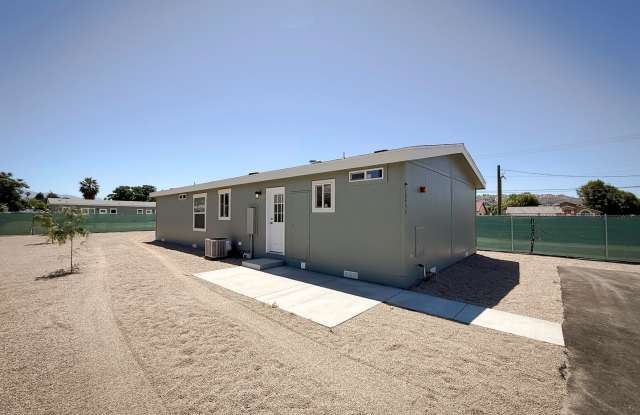~ AVAILABLE NOW ~ BRAND NEW CONSTRUCTION // GATED 3 BEDROOM HOME FOR RENT IN HEMET! photos photos