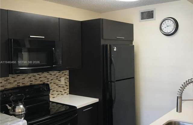 4652 NW 97th Pl photos photos